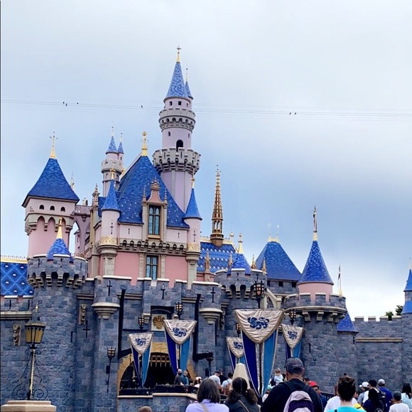 Meet your Posher, Danesha - Picture 1 of 1